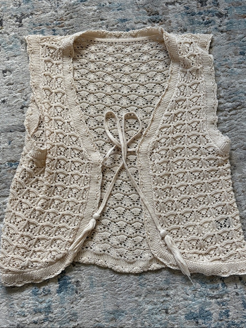 SHEIN Cream Crochet Knit Tie-Front Vest